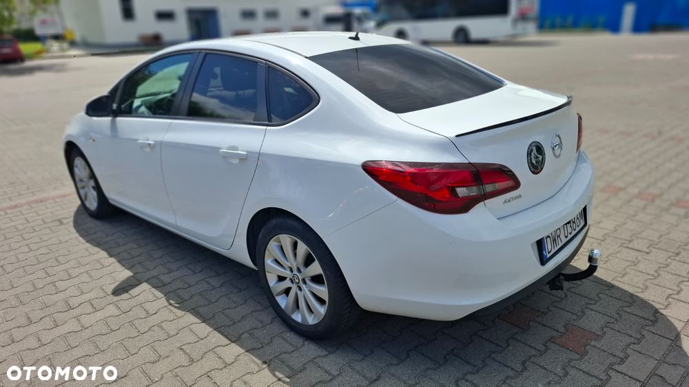 Opel Astra 1.6 Business - 3