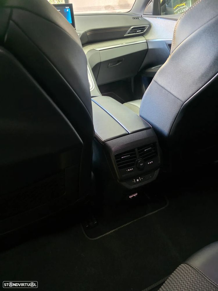 Peugeot 5008 1.5 BlueHDi GT Line EAT8 - 31