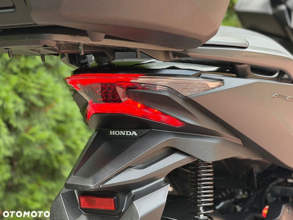 Honda NSS - 26