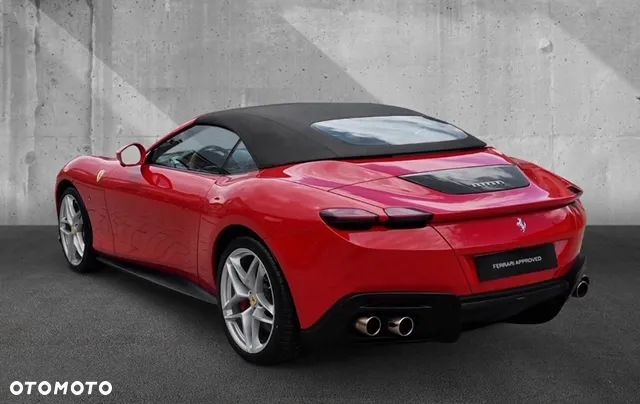 Ferrari Roma Spider - 10