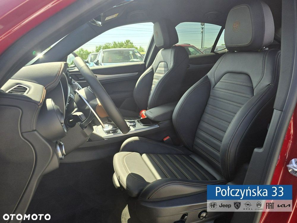 Alfa Romeo Stelvio - 18