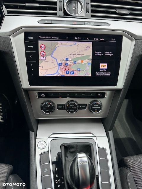 Volkswagen Passat Variant 1.6 TDI SCR DSG Business - 9