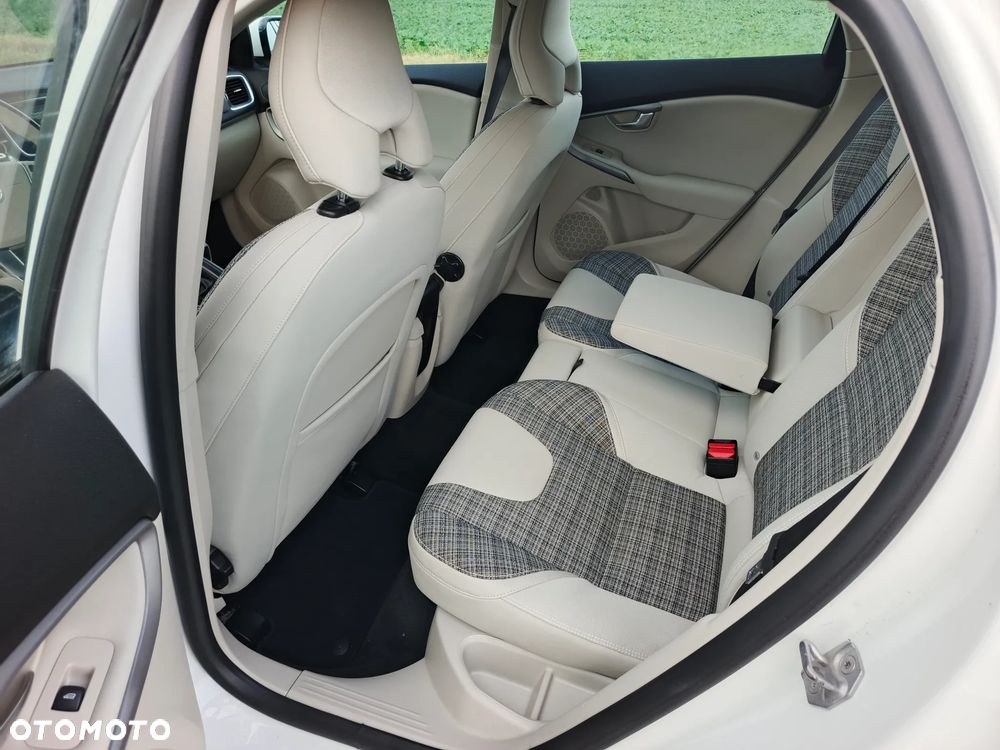 Volvo V40 - 26