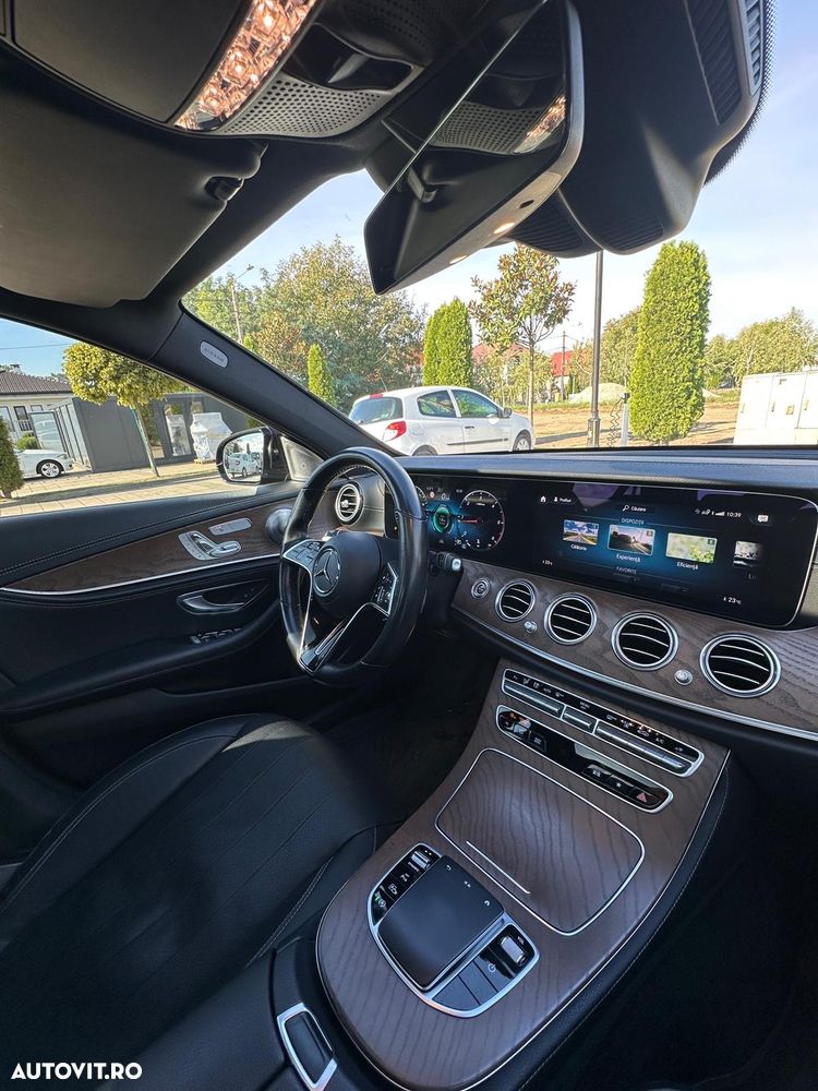Mercedes-Benz E 220 d T 9G-TRONIC Exclusive - 5