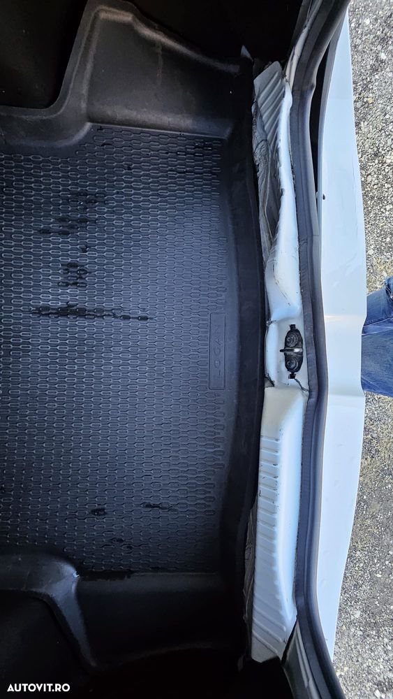 Dacia Logan ECO-G 100 MT6 Journey+ - 10