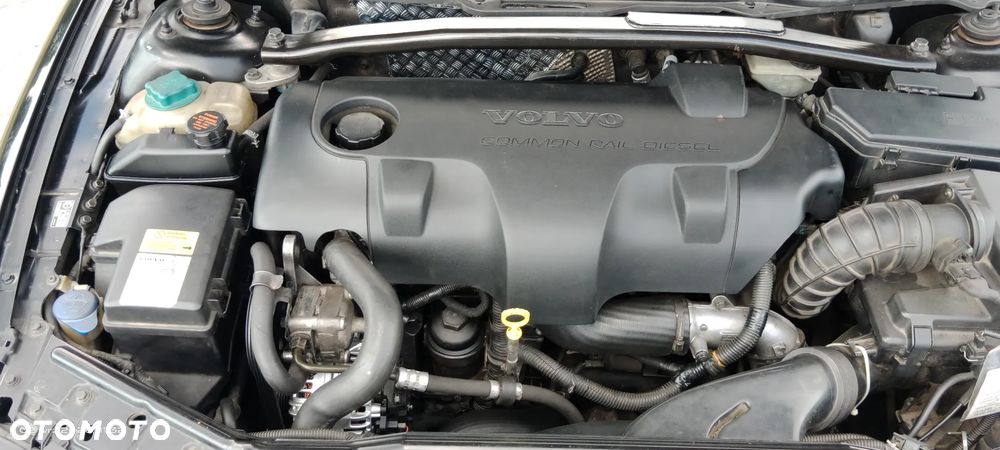 Volvo S60 2.4 D5 - 16