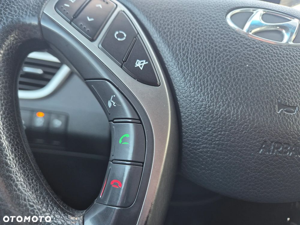 Hyundai i30 1.4 CRDi Trend - 16