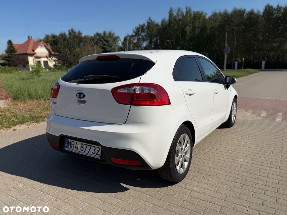 Kia Rio 1.2 Business Line - 6