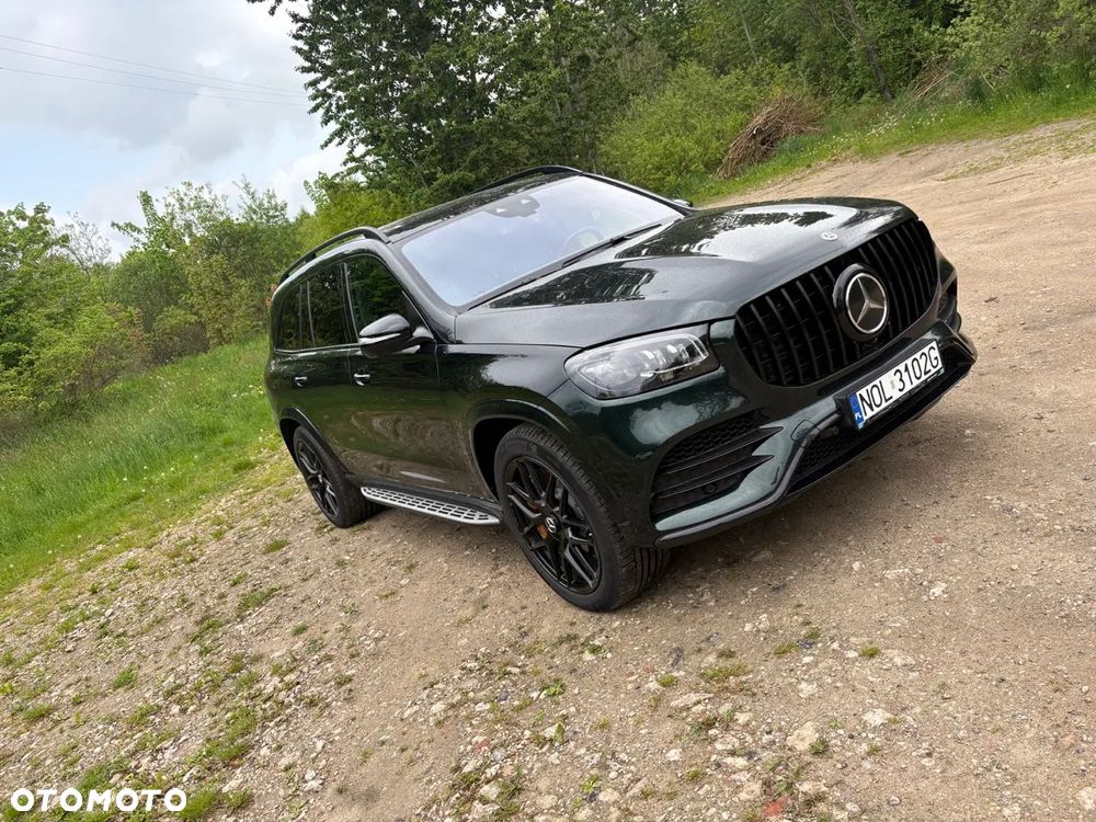 Mercedes-Benz GLS - 12