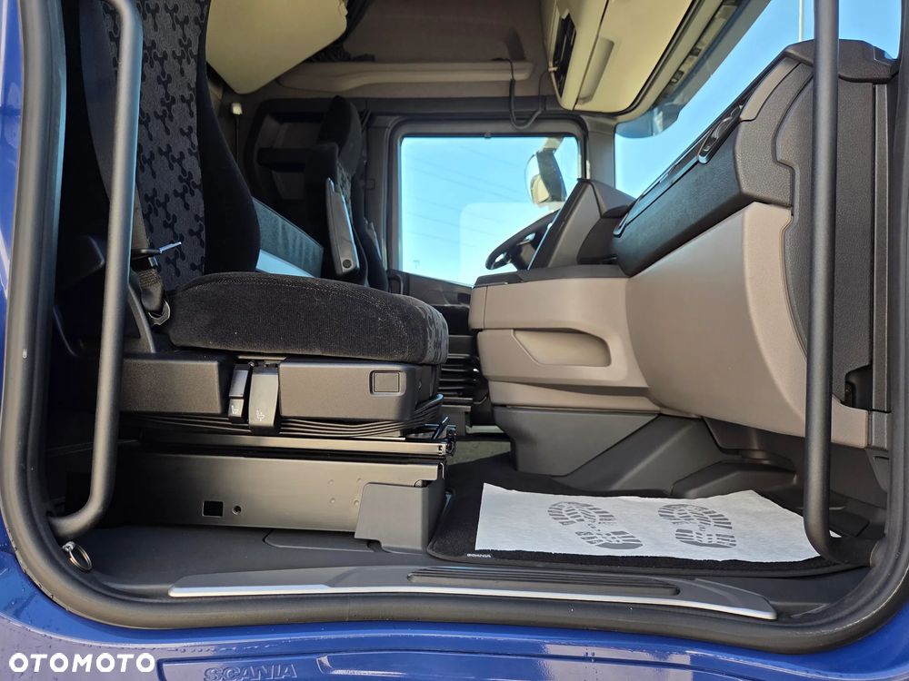 Scania S450/ 2022/ MEGA LOWDECK/ BAKI 1200L/ KLIMA POSTOJOWA/ FULL LEDY/ NOWEJ GENERACJI TACHO/ PO ZŁOTYM KONTRAKCIE - 28