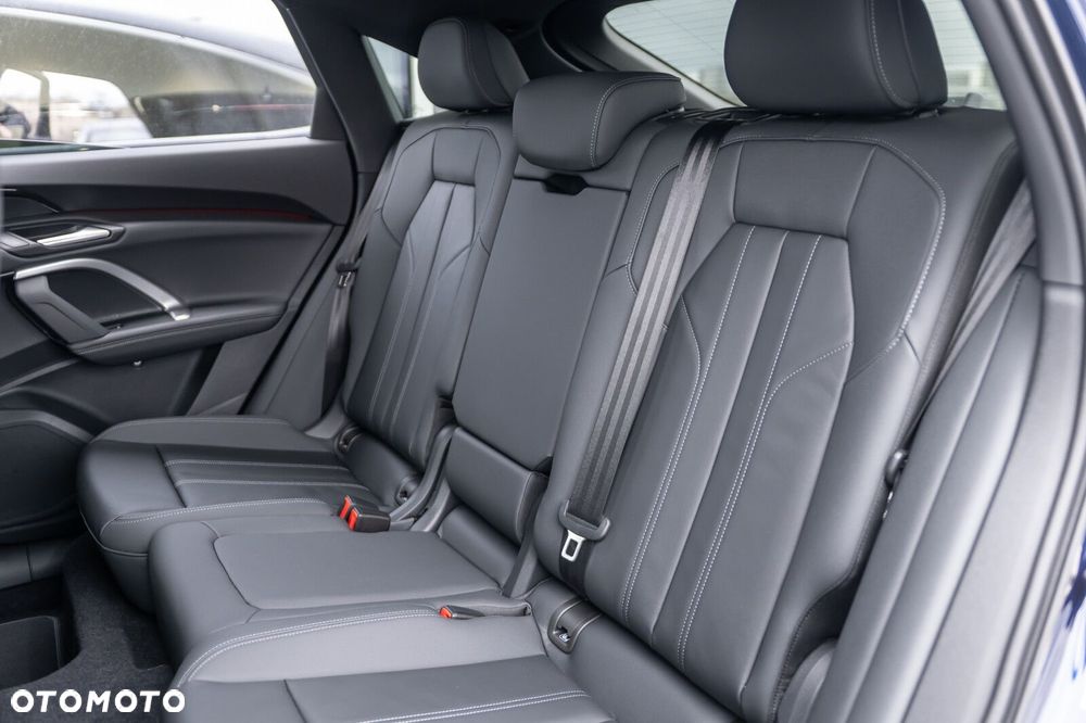 Audi Q5 Sportback - 16