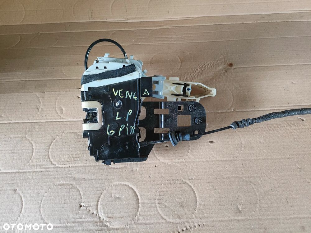 KIA VENGA 09- ZAMEK DRZWI LEWY PRZÓD 6-PIN