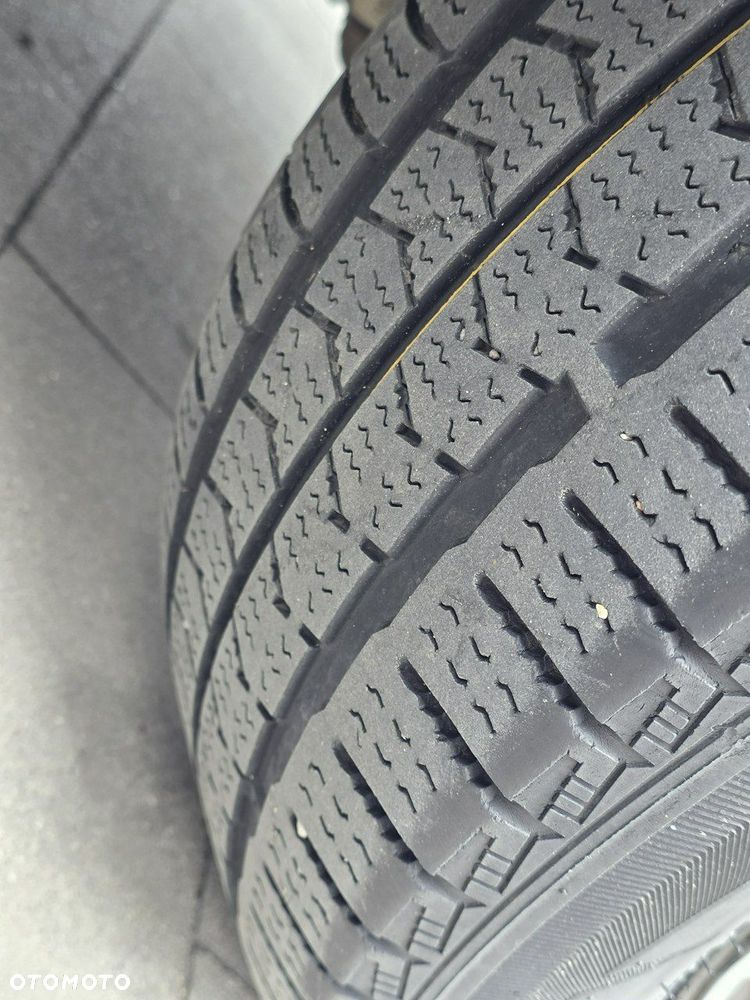 Ford Tourneo Custom - 35