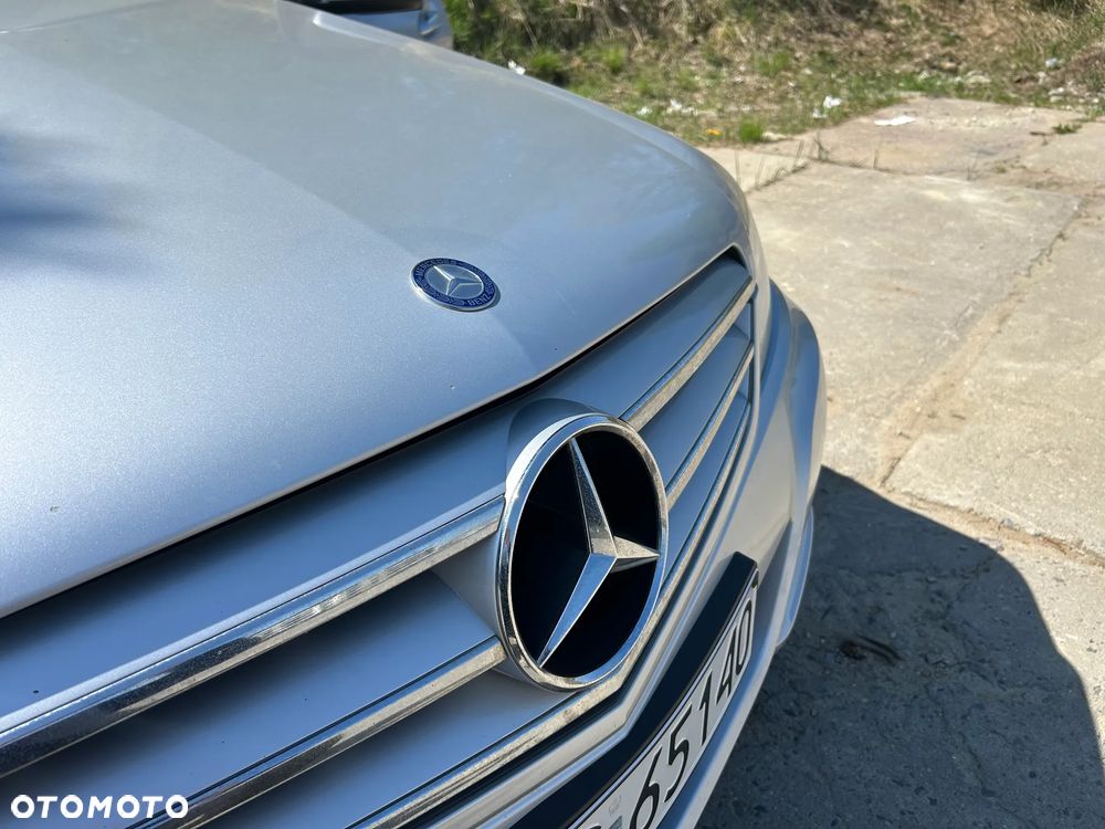 Mercedes-Benz Klasa C 200 CDI DPF Automatik BlueEFFICIENCY - 18