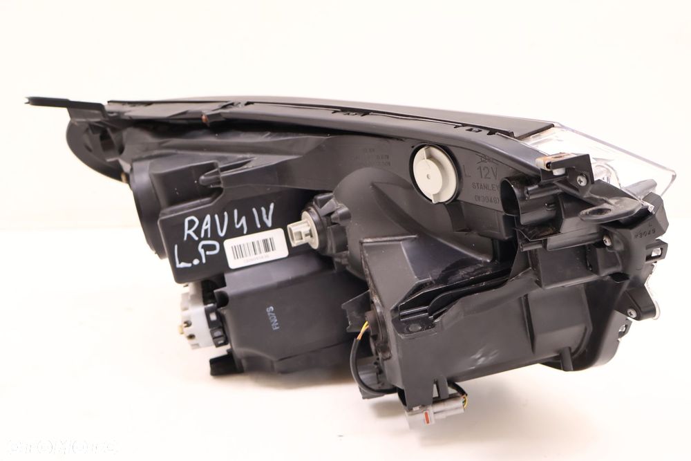 TOYOTA RAV4 IV LIFT LAMPA LEWA PRZÓD - 13