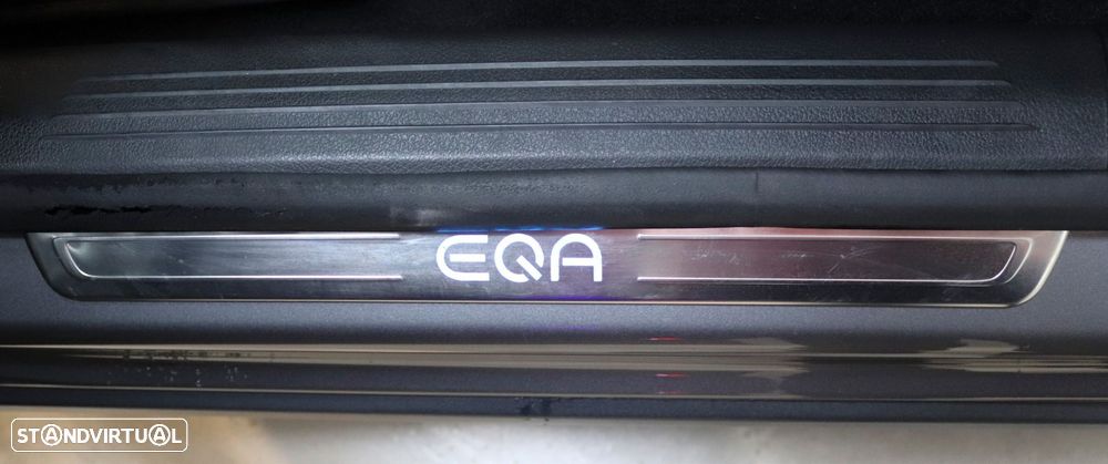 Mercedes-Benz EQA 250 AMG Line - 13
