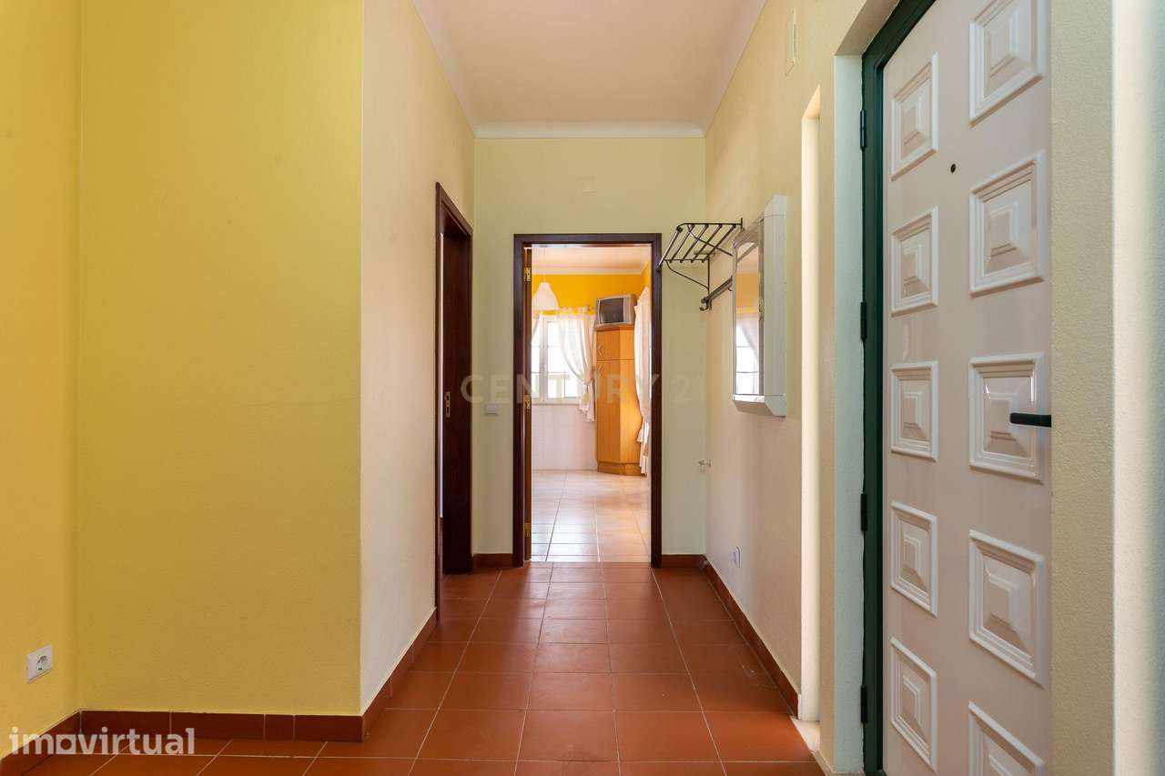 Moradia em Palmela, com Garagem, Piscina e Jardim - Grande imagem: 4/25