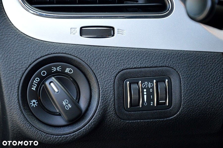 Fiat Freemont 2.0 Multijet 16V DPF Urban - 29