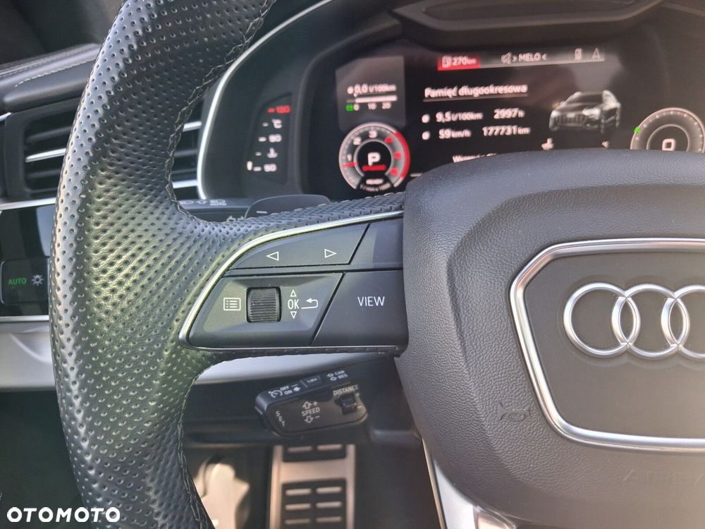 Audi Q8 - 18