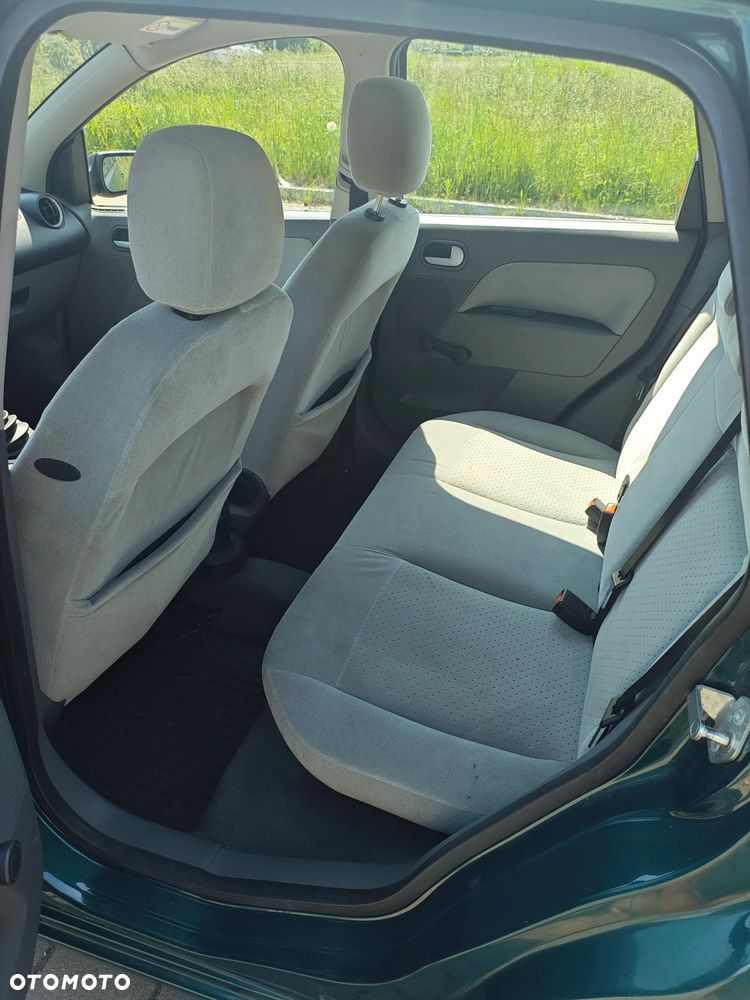 Ford Fiesta 1.3 - 7