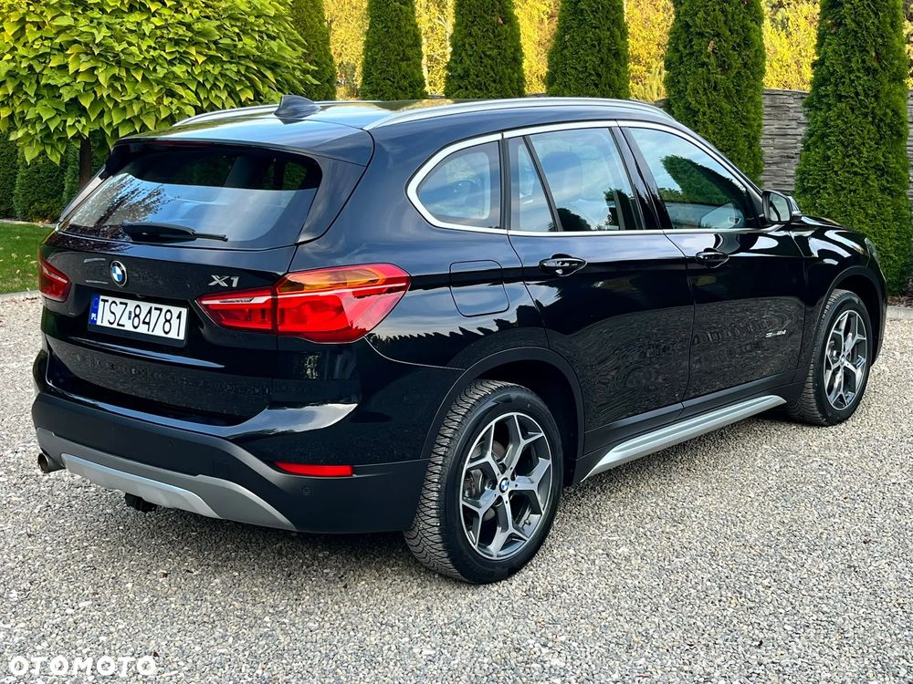 BMW X1 sDrive18d xLine - 18