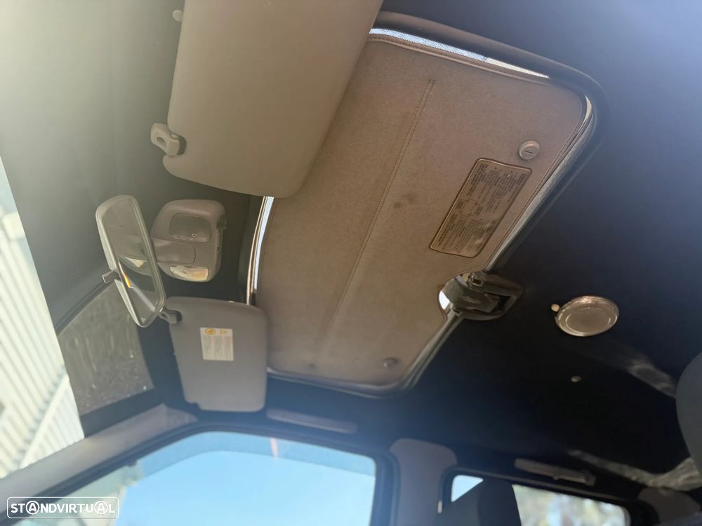 Nissan Pick Up - 19