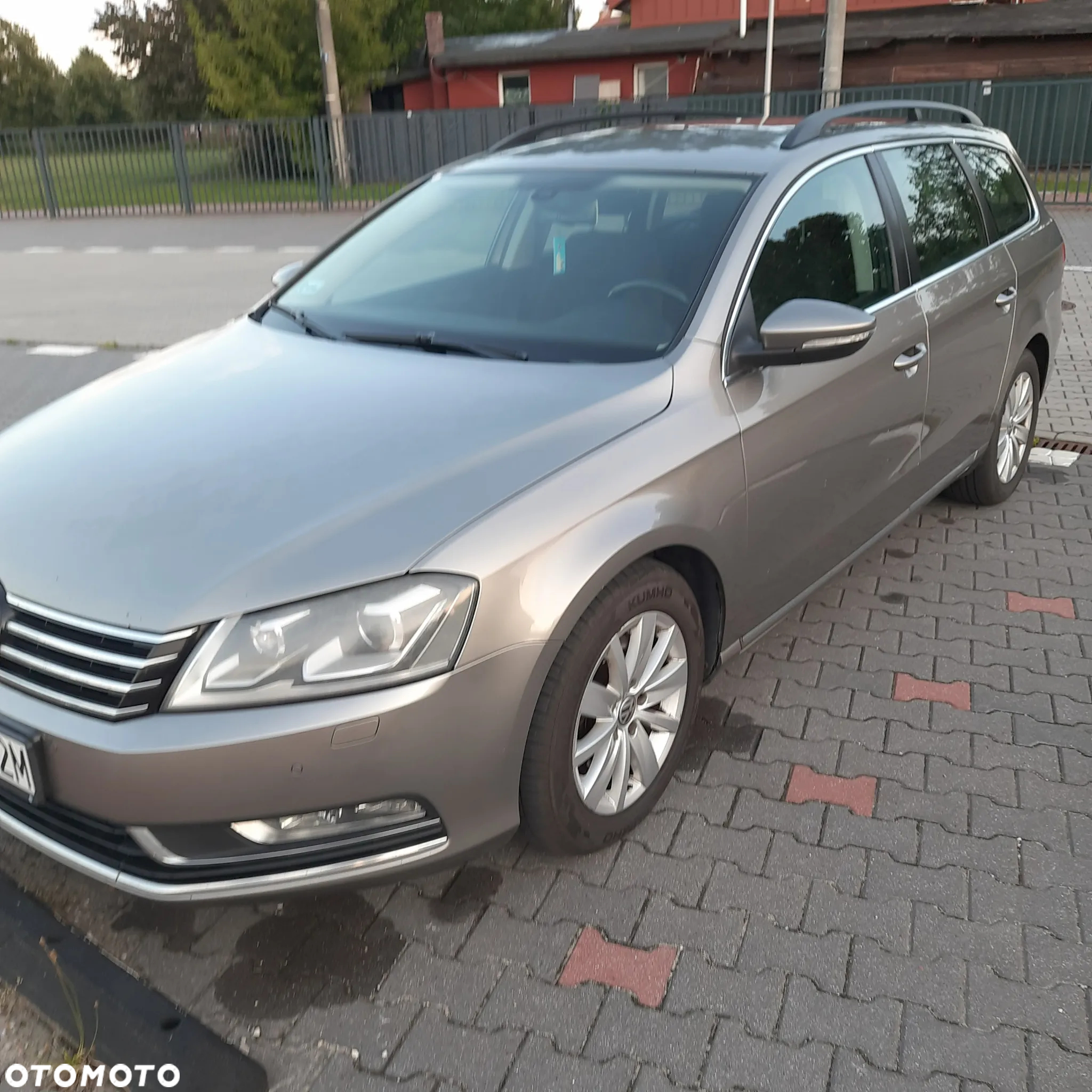 Volkswagen Passat 2.0 TDI Comfortline DSG - 3