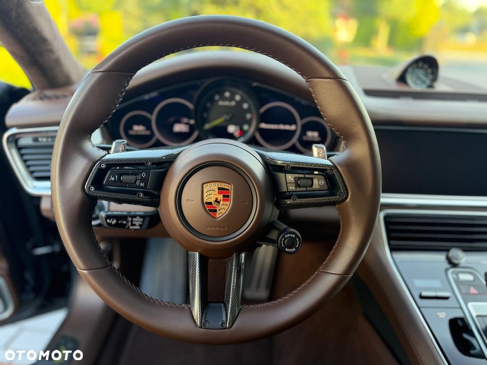 Porsche Panamera - 28