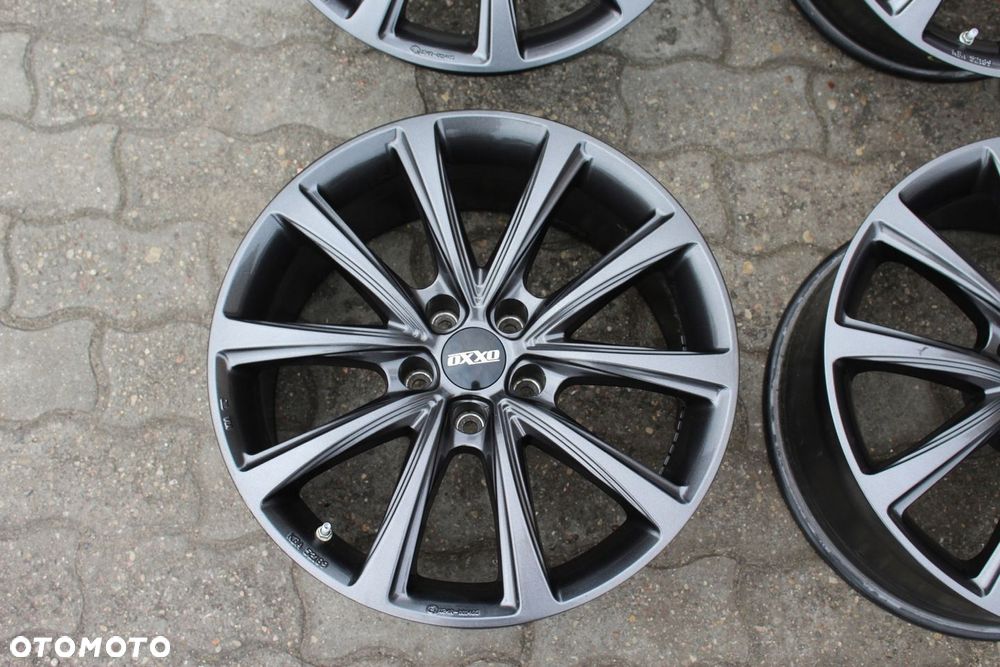 OXXO 18cali 5x112 ET20 8J AUDI BMW SKODA VW - 5