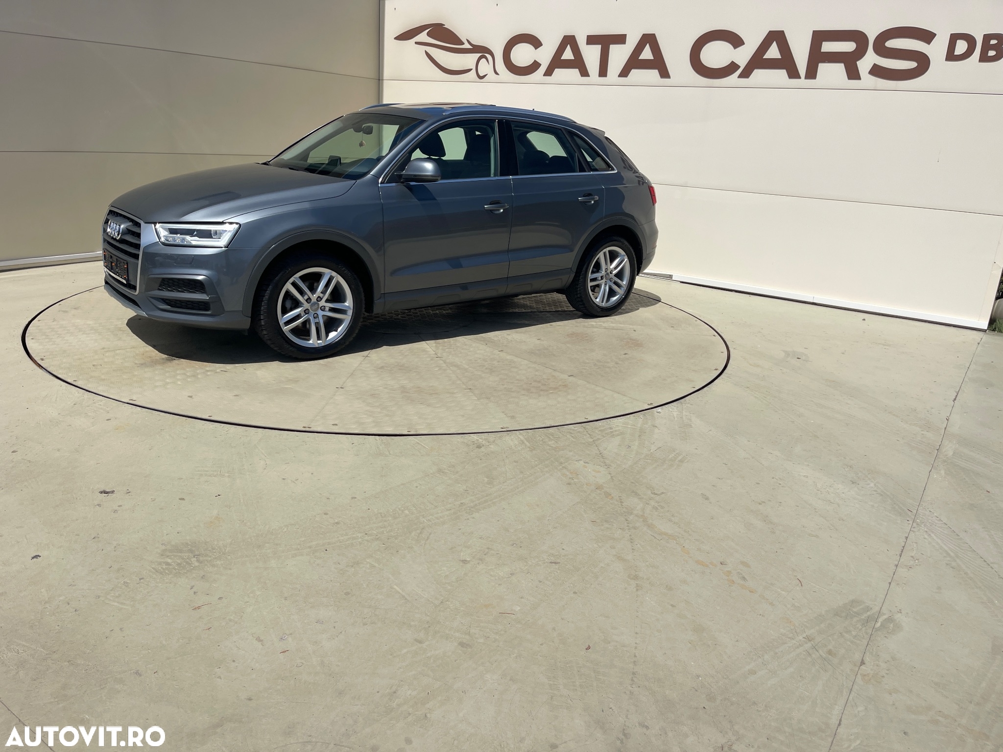 Audi Q3 2.0 TDI Quattro S tronic design - 5