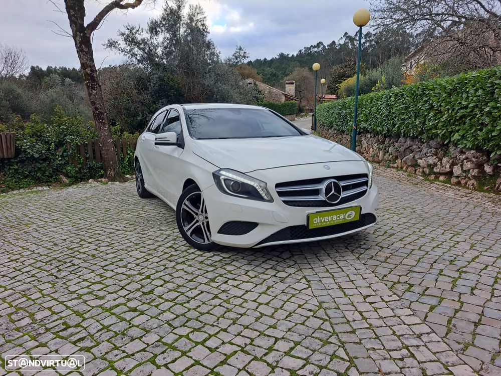 Mercedes-Benz A 180 CDI (BlueEFFICIENCY) Urban - 2