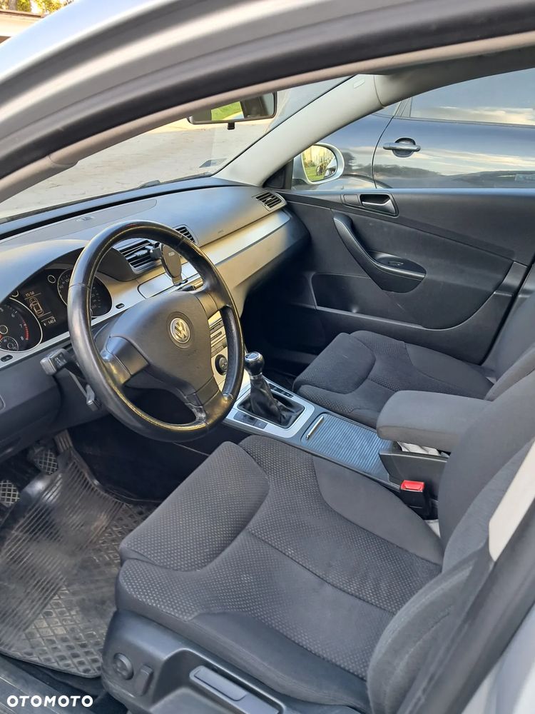Volkswagen Passat 1.8 TSI Comfortline - 7