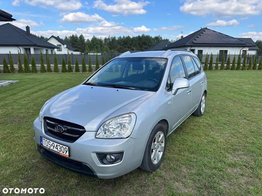 Kia Carens 2.0 CVVT LX Basis - 19