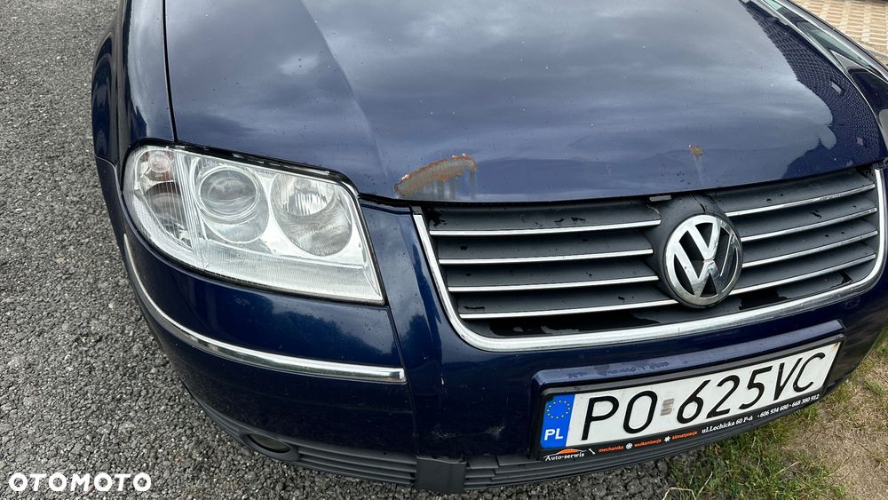 Volkswagen Passat 1.9 TDI Highline - 13