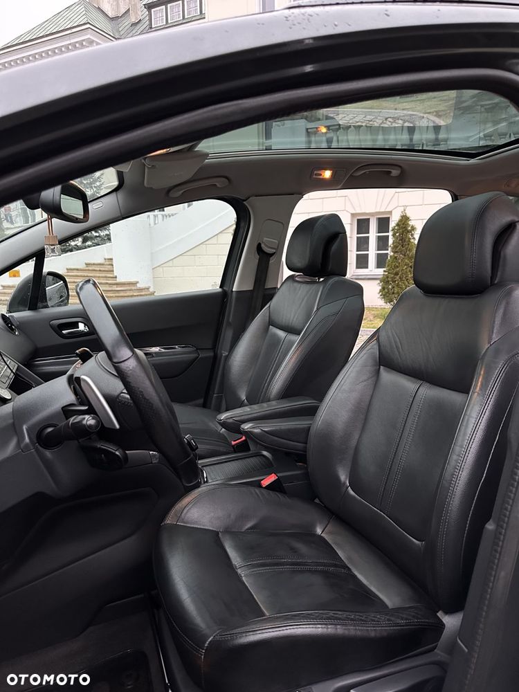 Peugeot 5008 1.6 HDi Premium - 15