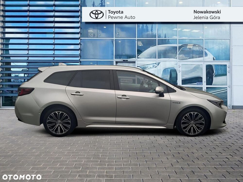 Toyota Corolla 2.0 Hybrid Comfort - 4