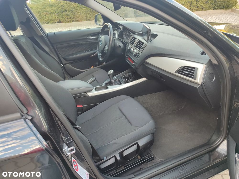 BMW Seria 1 116d Sport Line - 7