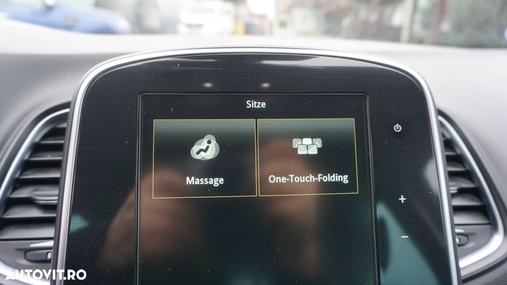 Renault Grand Scenic ENERGY TCe 130 BOSE EDITION - 32