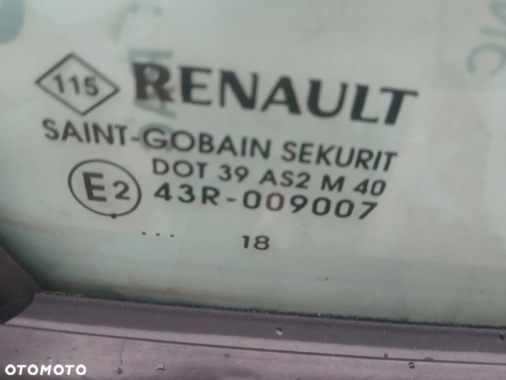 Renault Clio 1.5 dCi Energy Life - 10