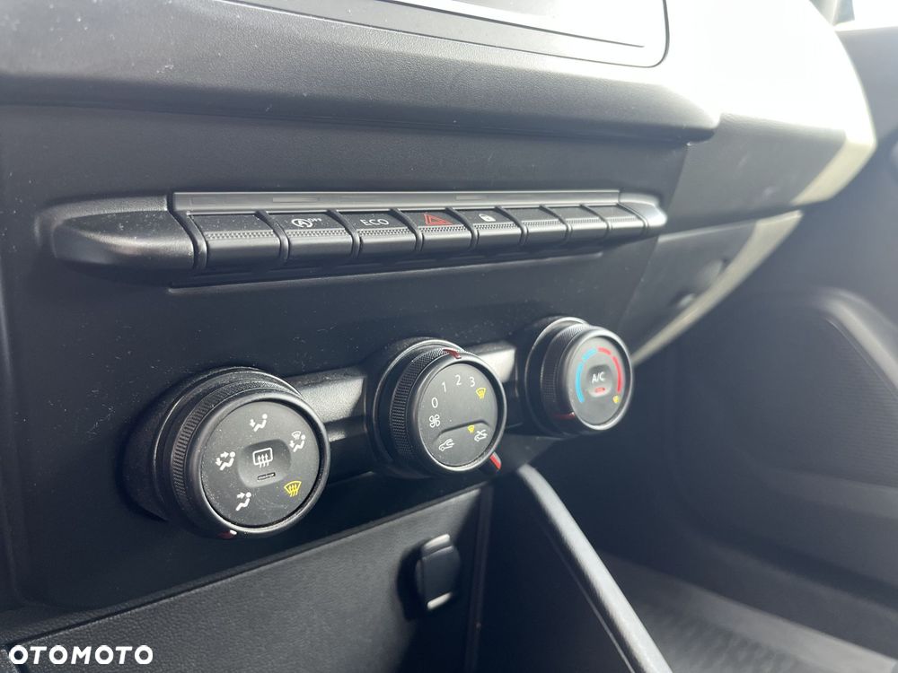 Dacia Duster 1.0 TCe Essential - 23