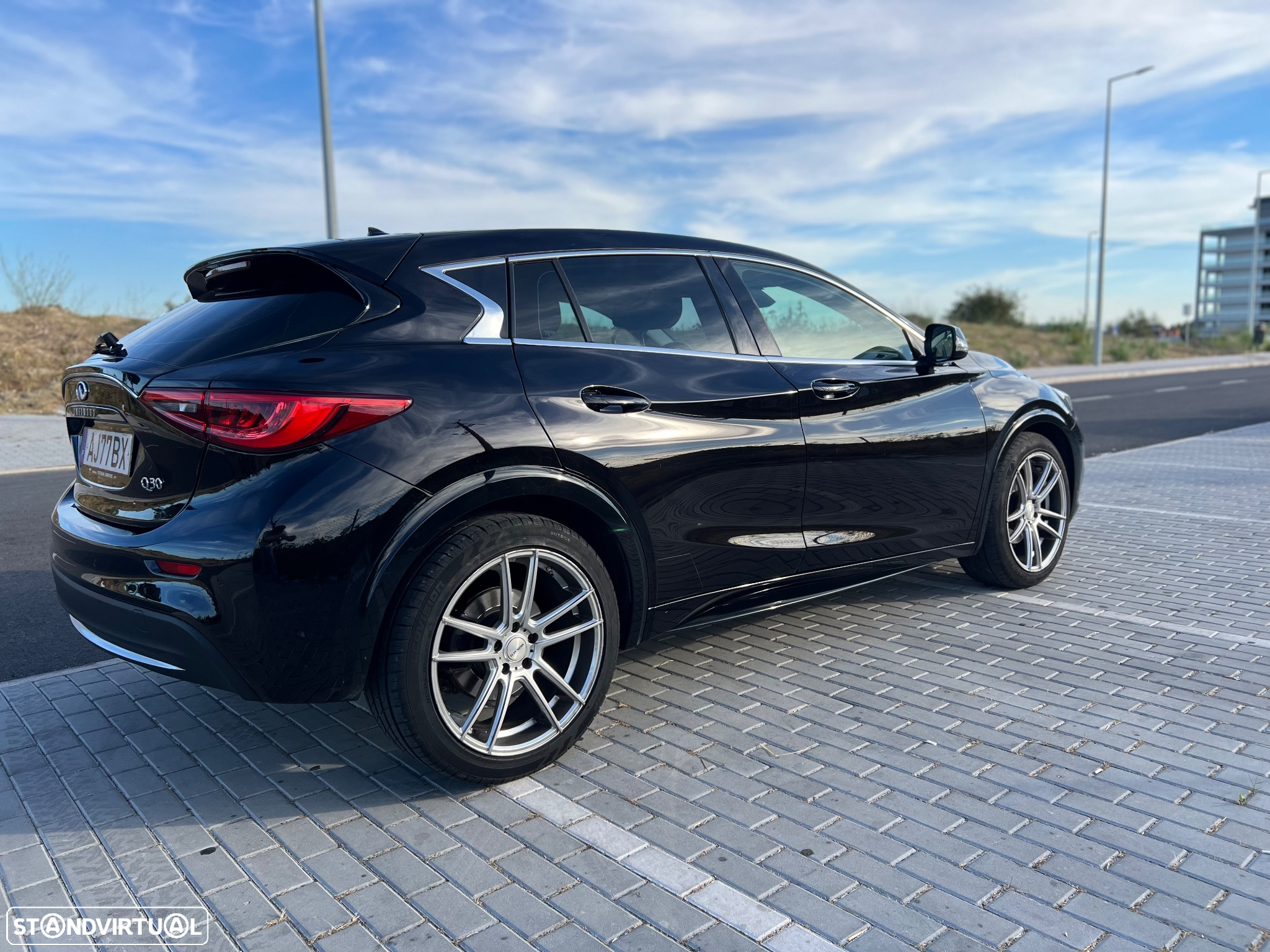 Infiniti Q30 1.5d DCT Business - 5