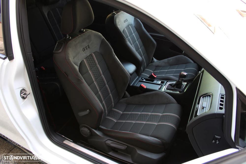 VW Golf GTI Clubsport DSG - 25