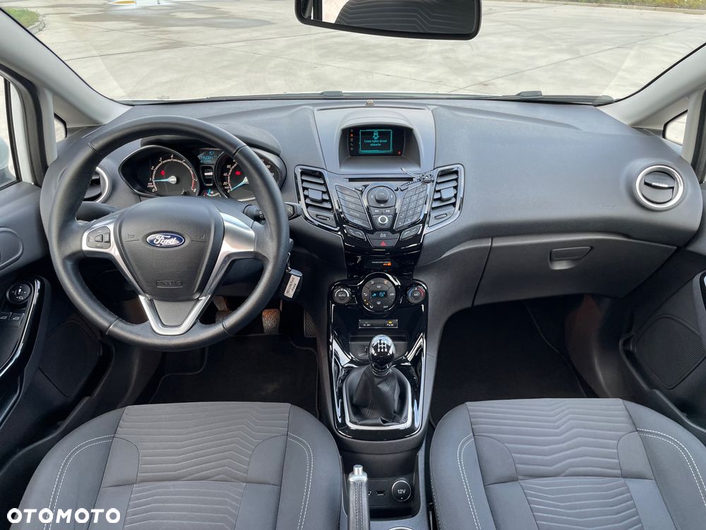Ford Fiesta 1.0 EcoBoost Titanium - 14