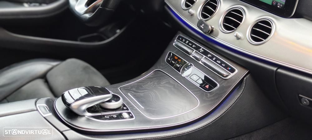 Mercedes-Benz E 300 de AMG Line - 38