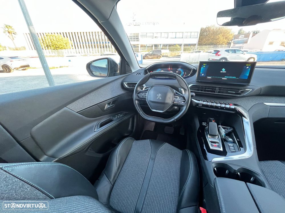 Peugeot 3008 1.6 Hybrid Allure Pack e-EAT8 - 52