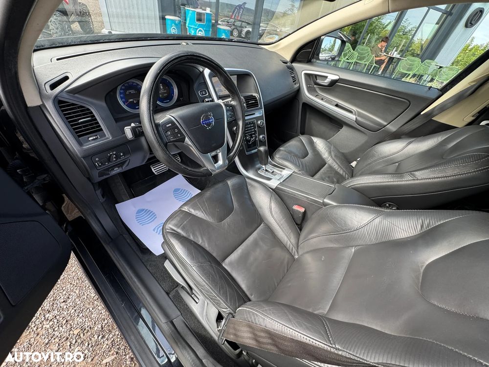 Volvo XC 60 D4 Rdesign - 12