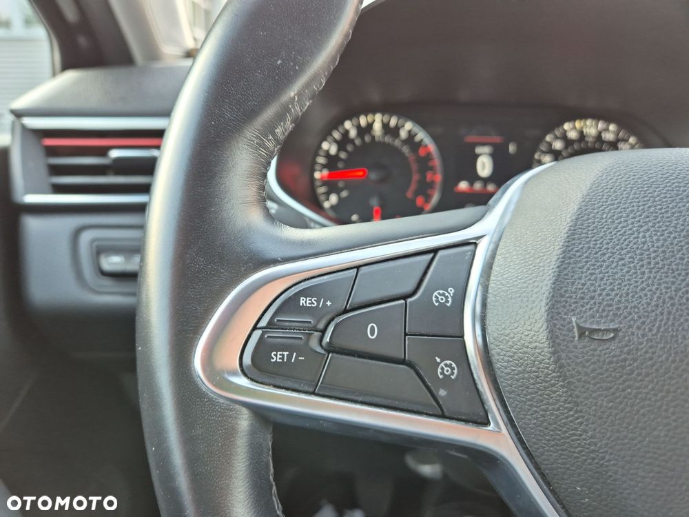Renault Clio - 17