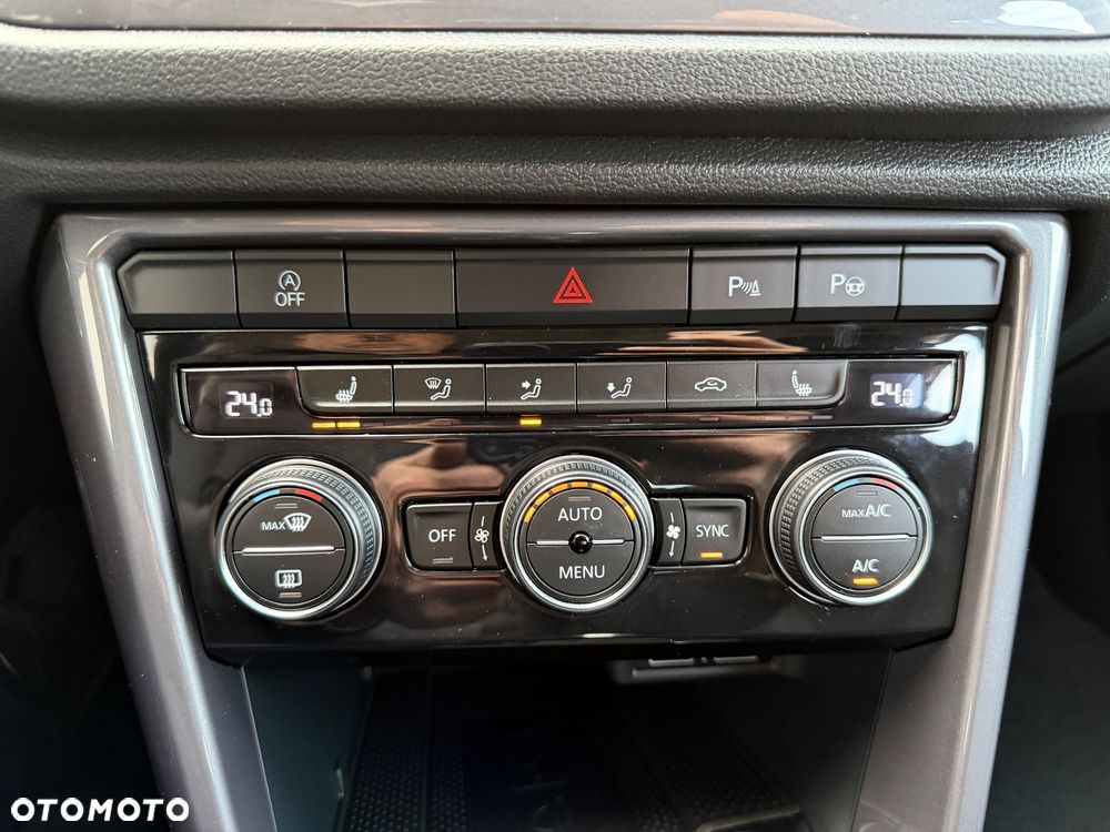 Volkswagen T-Roc 2.0 TDI SCR 4MOTION DSG IQ.DRIVE - 28