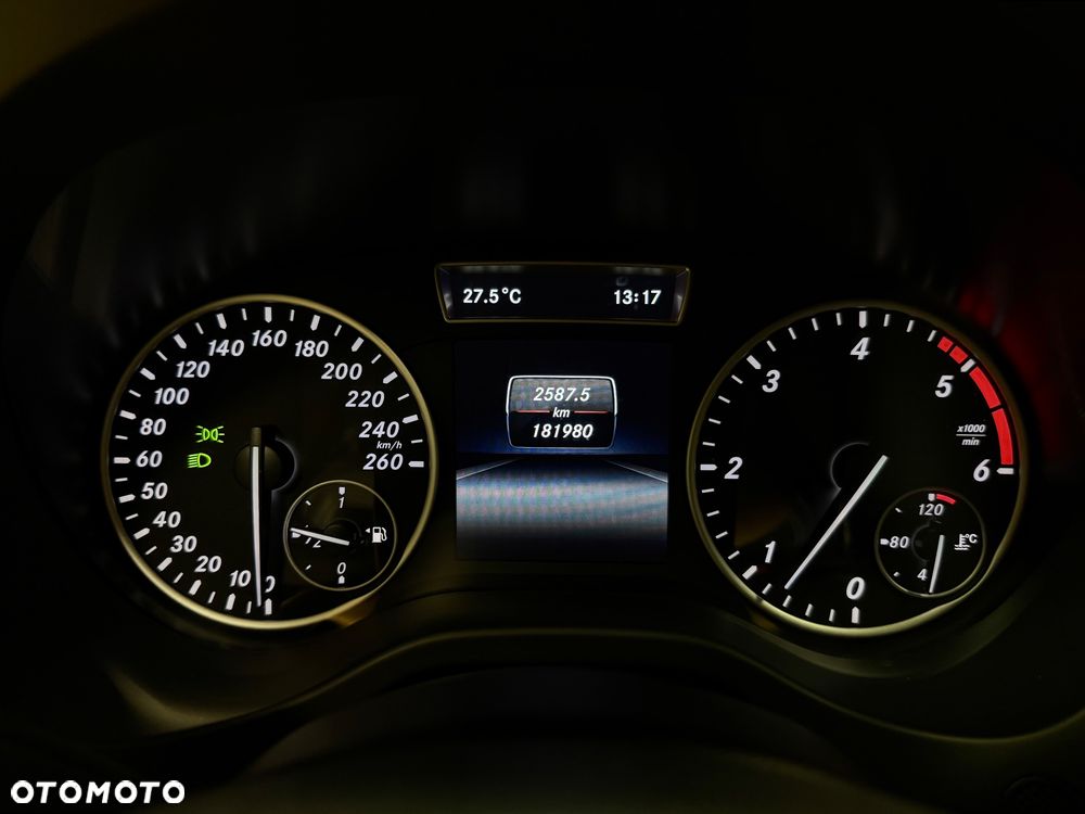 Mercedes-Benz Klasa A 200 d Style - 10