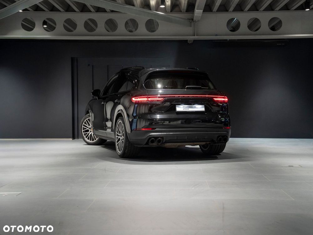 Porsche Cayenne Platinum Edition - 3